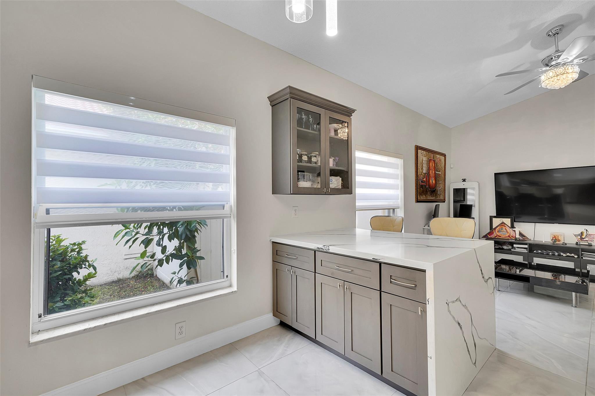 Kensington South 155-15 B - Residential Lease