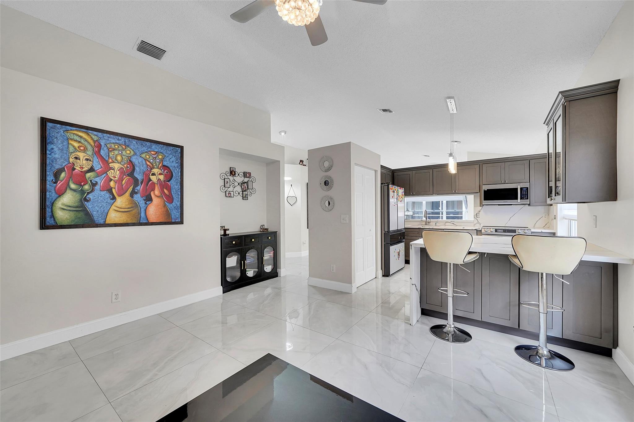 Kensington South 155-15 B - Residential Lease