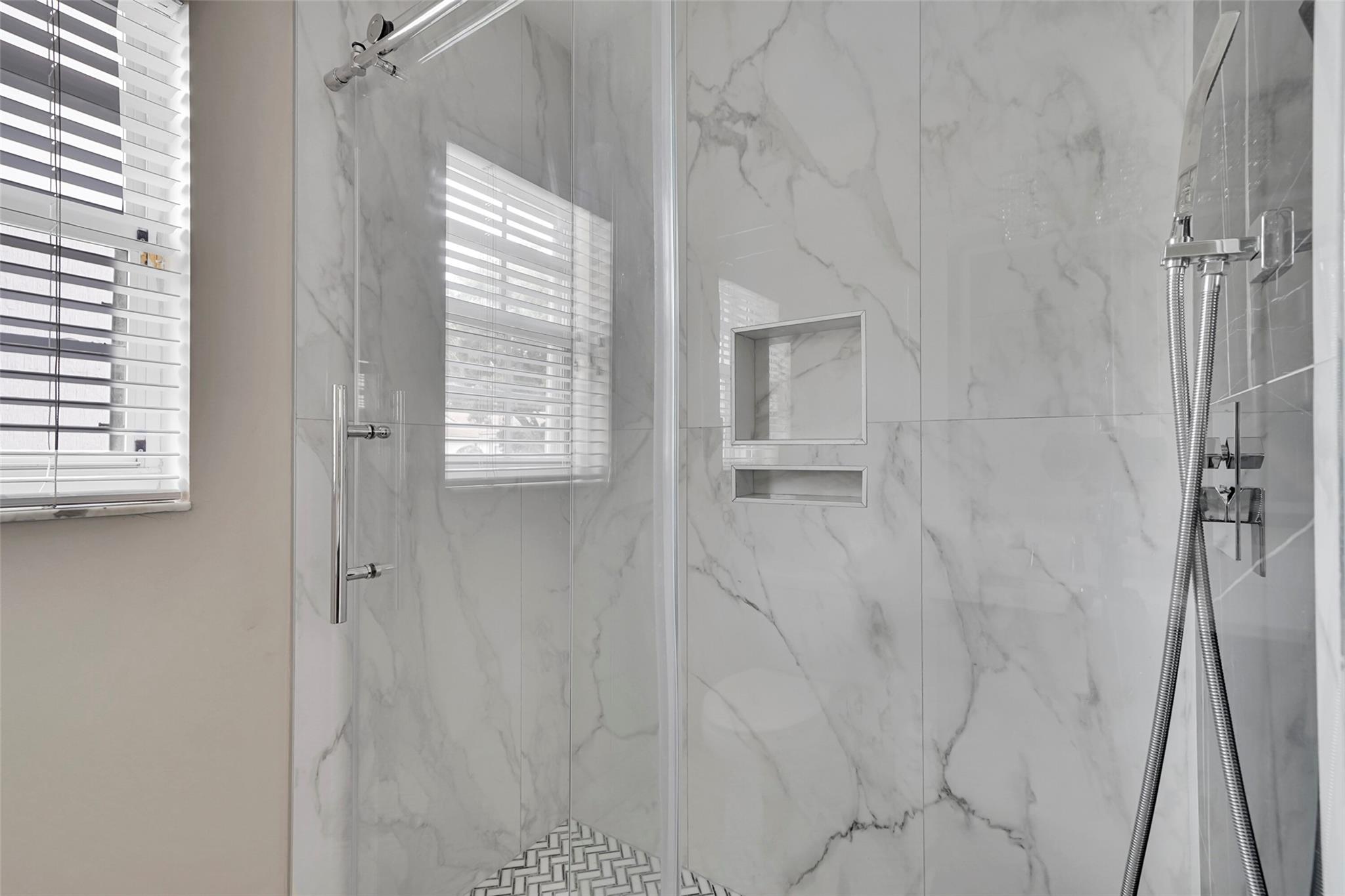 Kensington South 155-15 B - Residential Lease