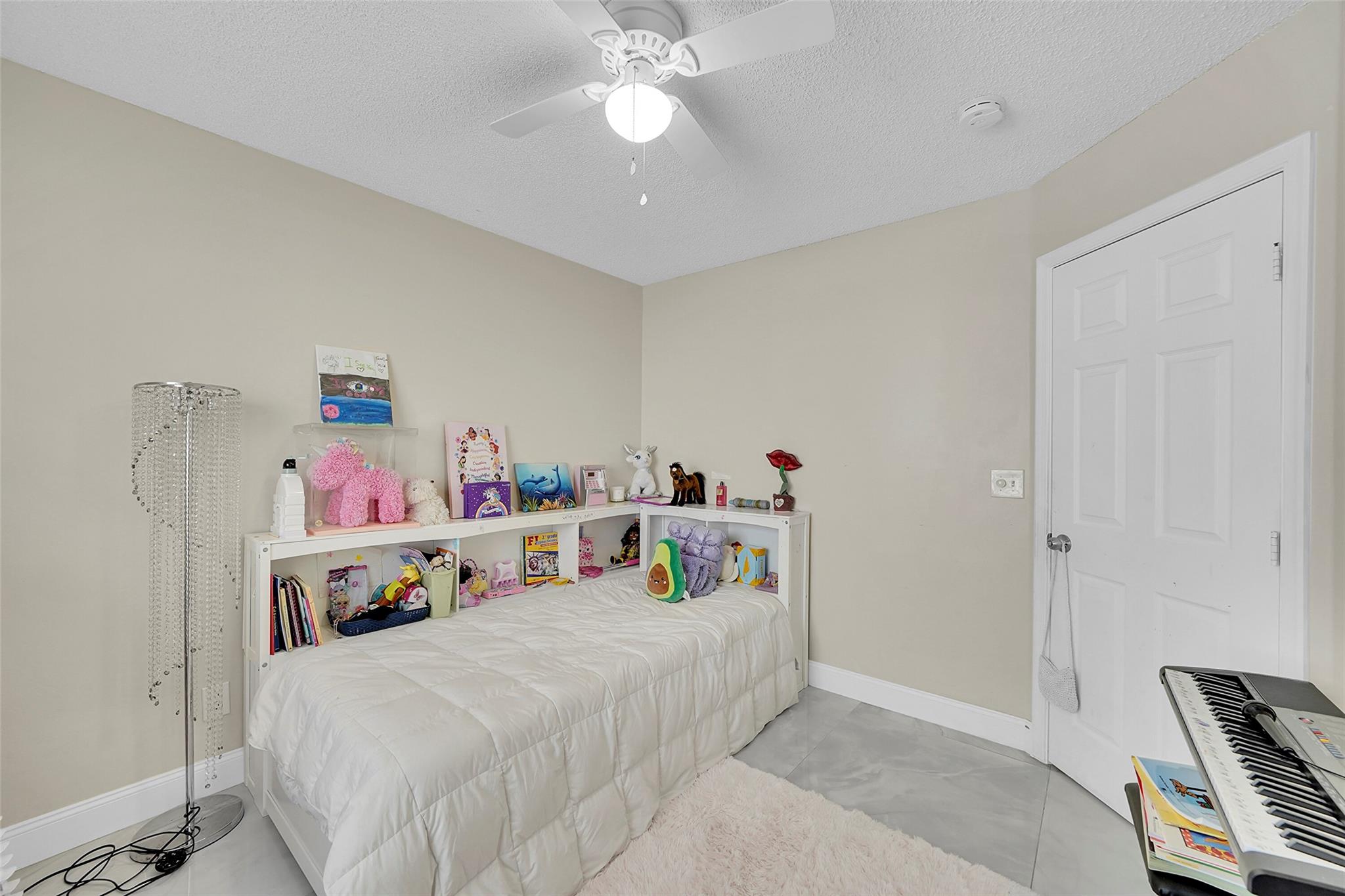 Kensington South 155-15 B - Residential Lease