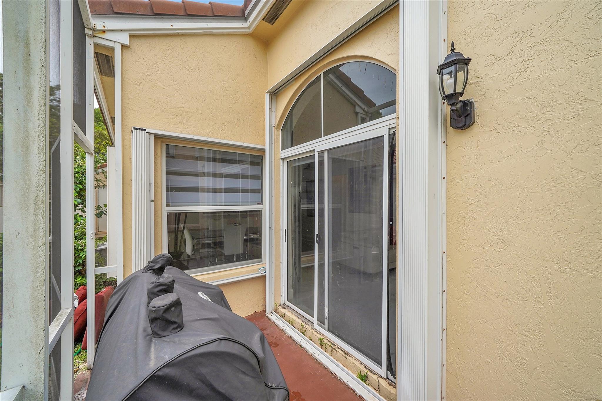 Kensington South 155-15 B - Residential Lease