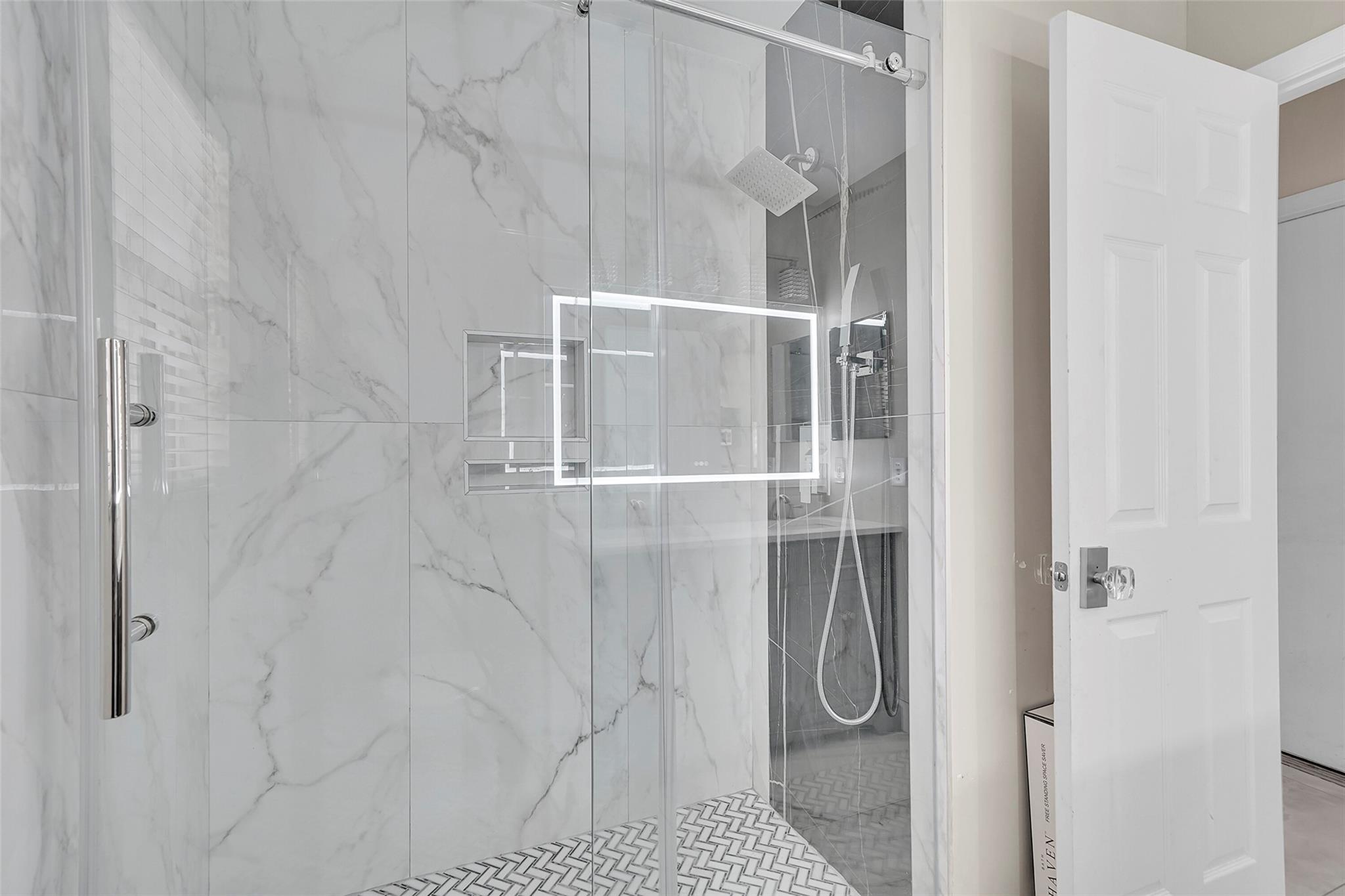 Kensington South 155-15 B - Residential Lease