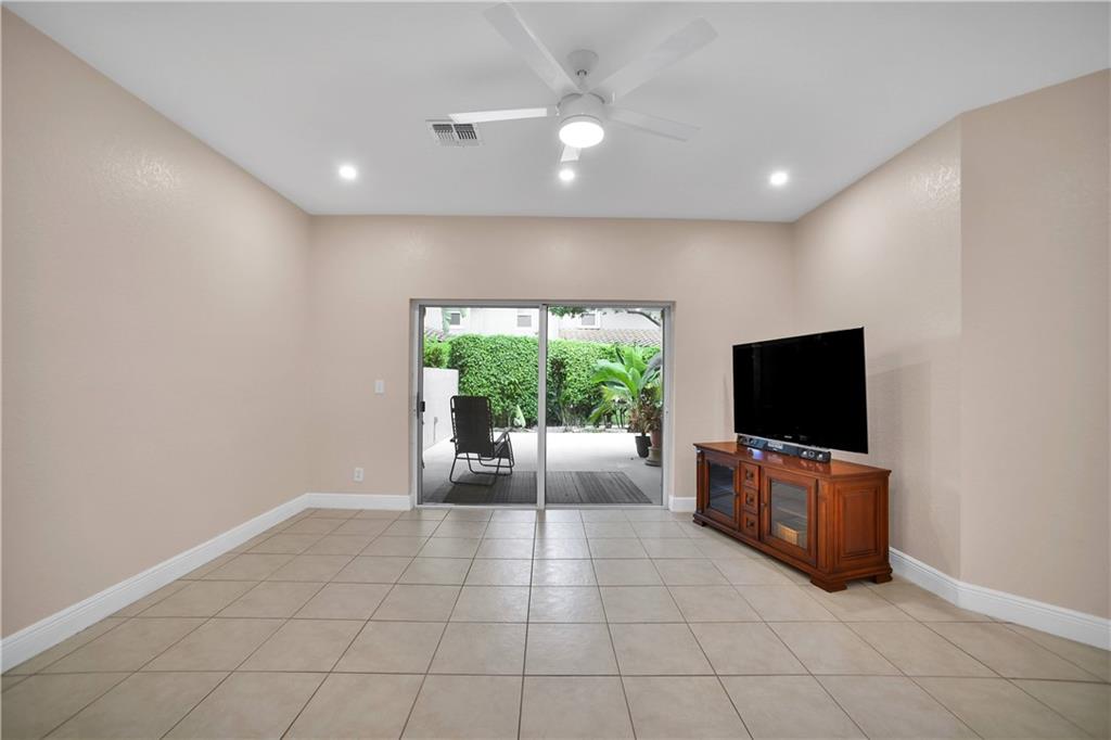Addison Court - Residential