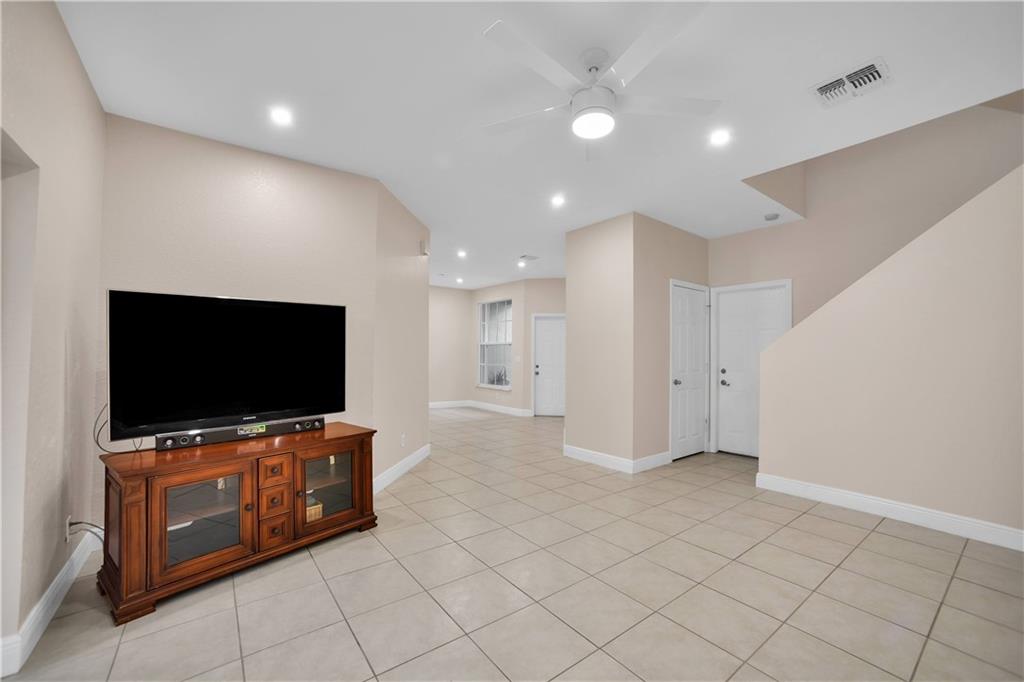 Addison Court - Residential