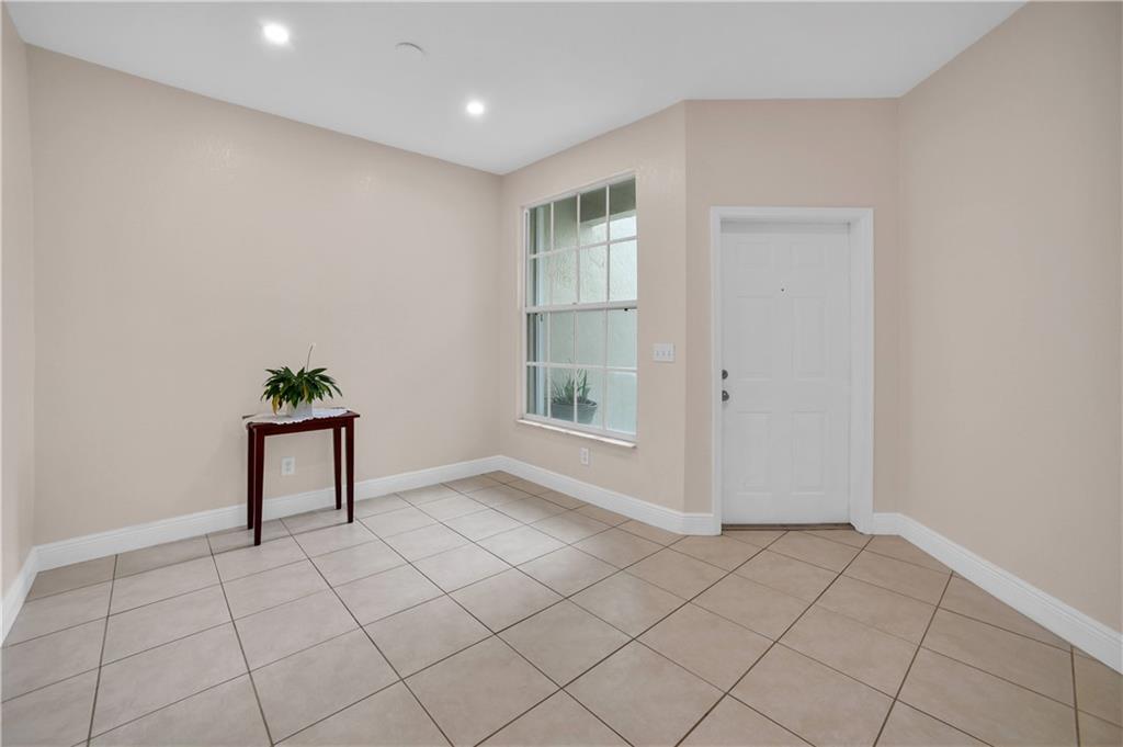 Addison Court - Residential