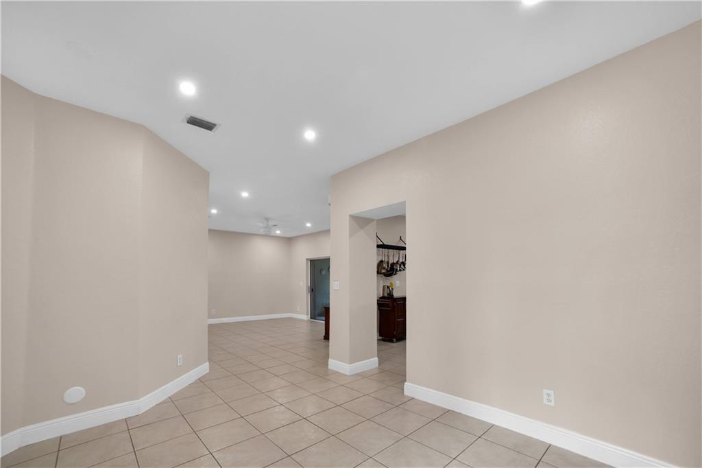 Addison Court - Residential