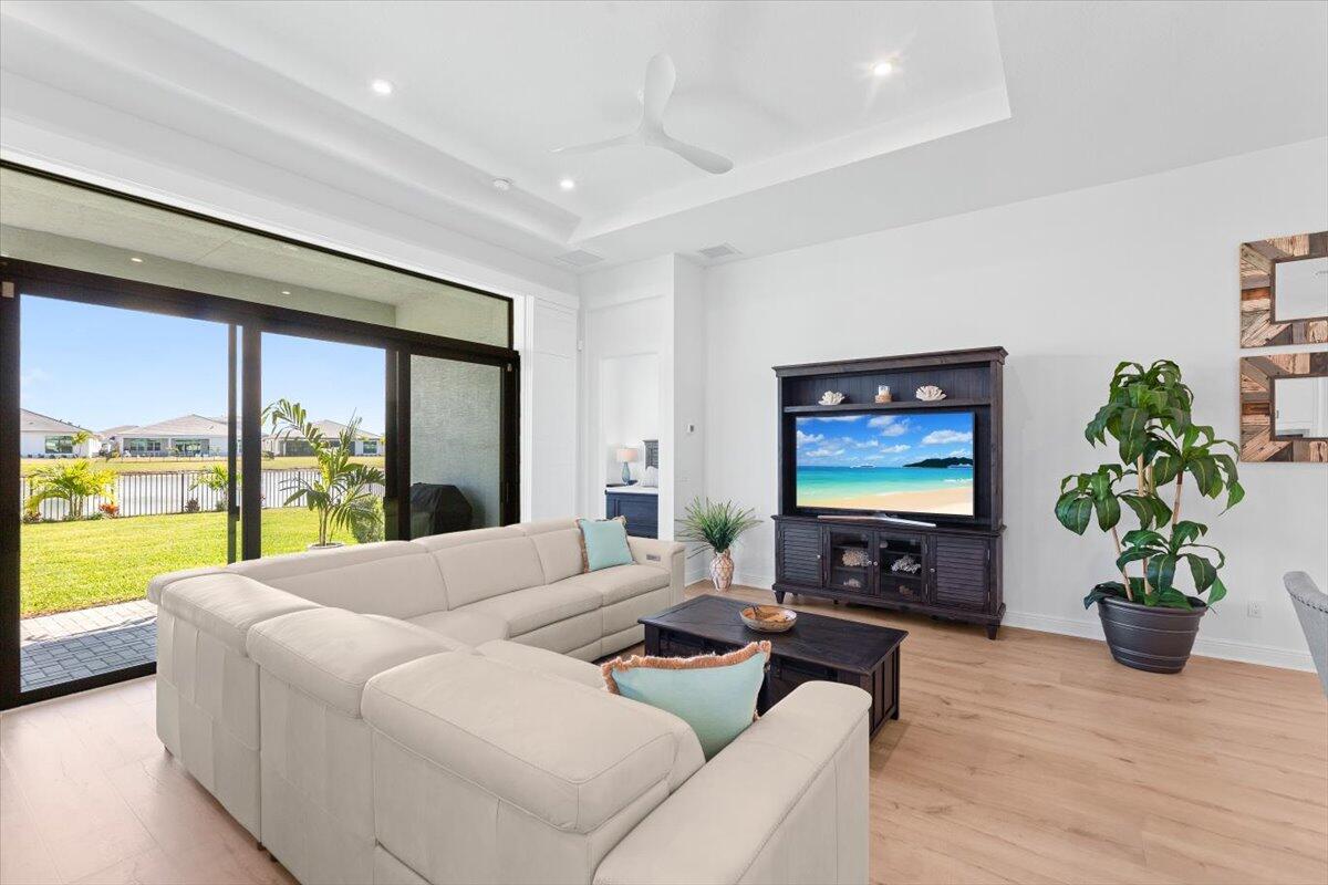 VERANO SOUTH PUD 1 - POD D - PLAT NO. 4 - REPLAT N - Residential