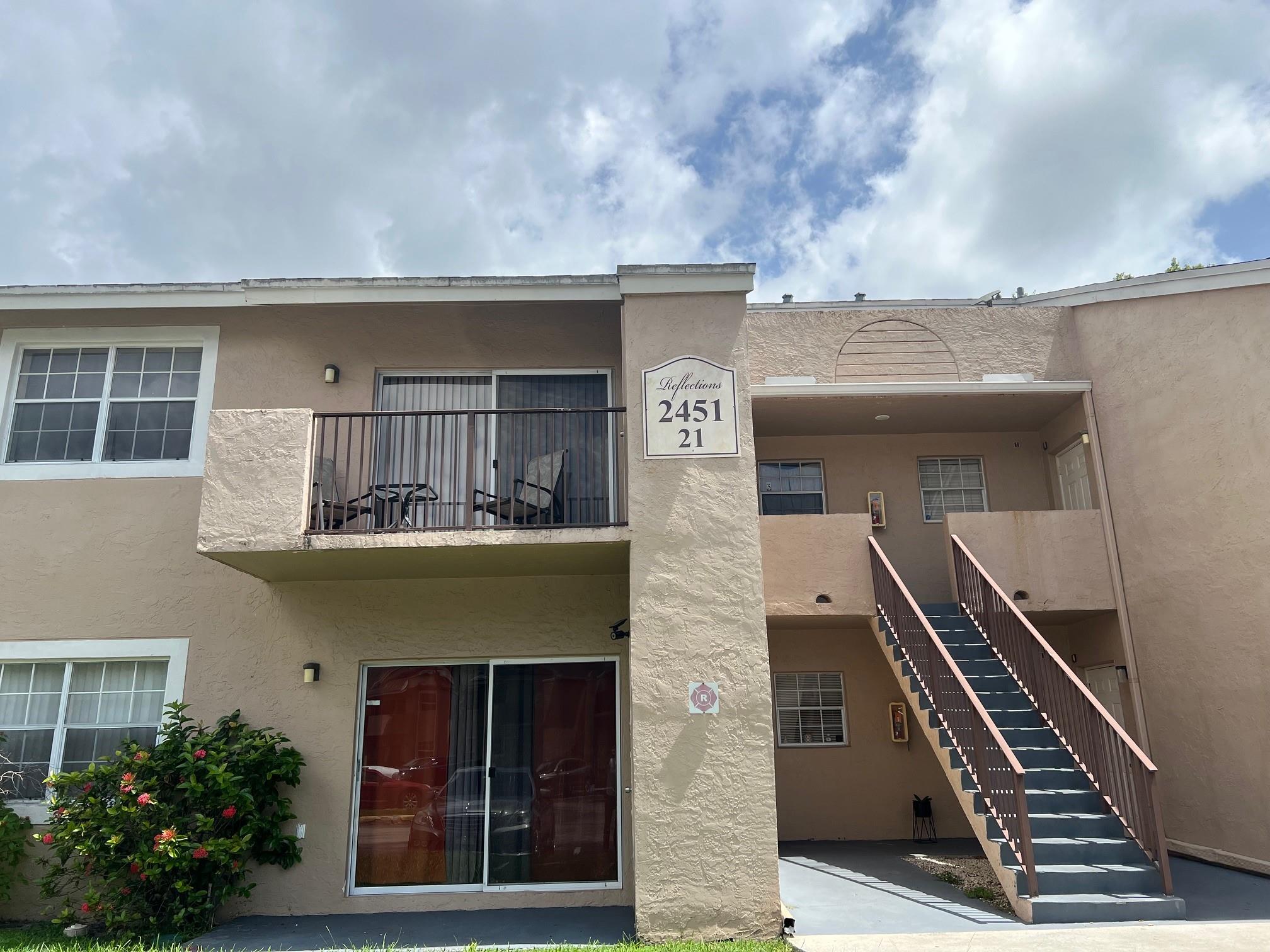 This is a great unit to start and then keep as an investment, it can be rented immediatelly, Granite counter tops and wood floors, very reasonable monthly maintenance, centrally located away from traffic, the complex has 2 pool areas for convenience , plenty of guess parking , parking is in front of the unit.