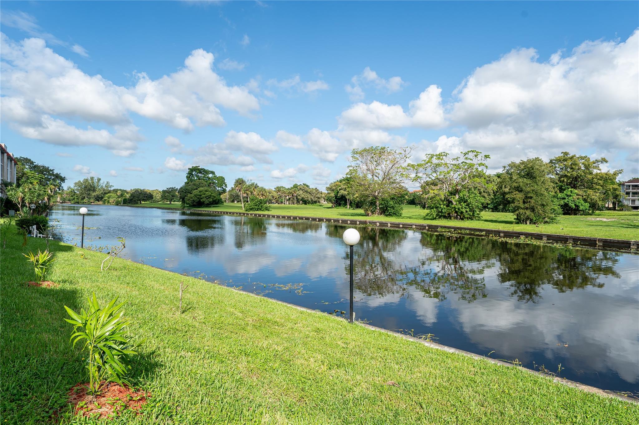 LAS VISTAS - Residential