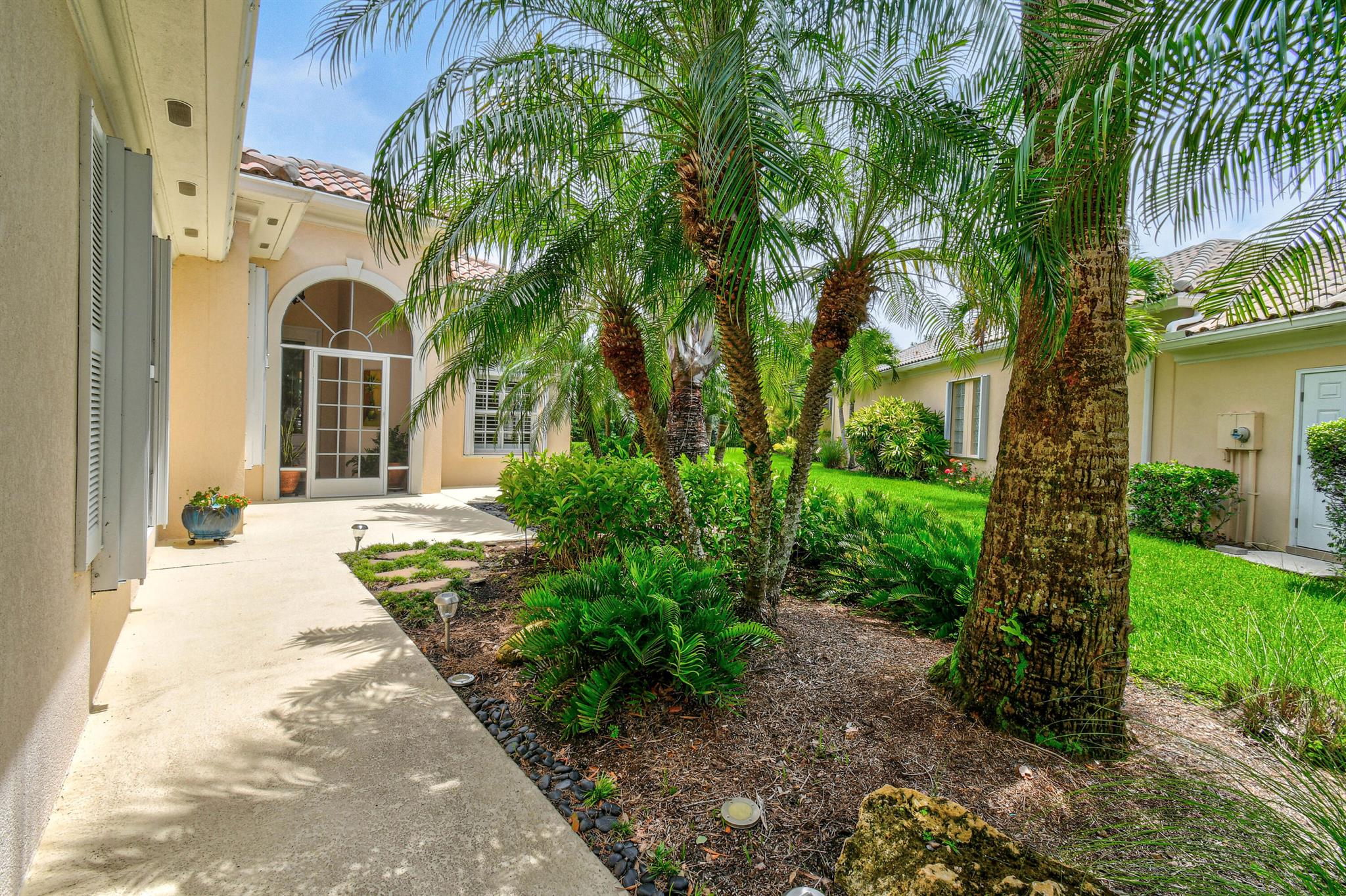 8903 SE Hawks Nest Court