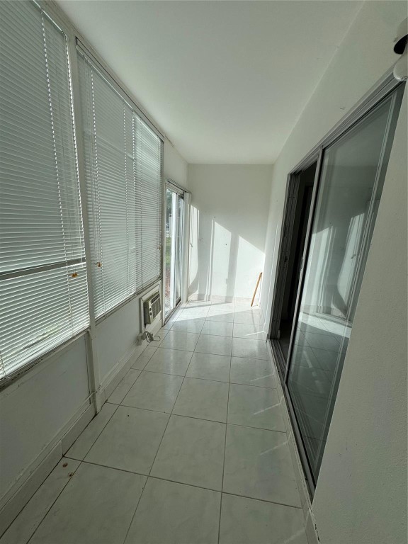 Newport T - Residential Lease