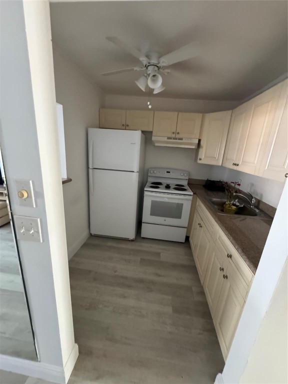 Newport T - Residential Lease