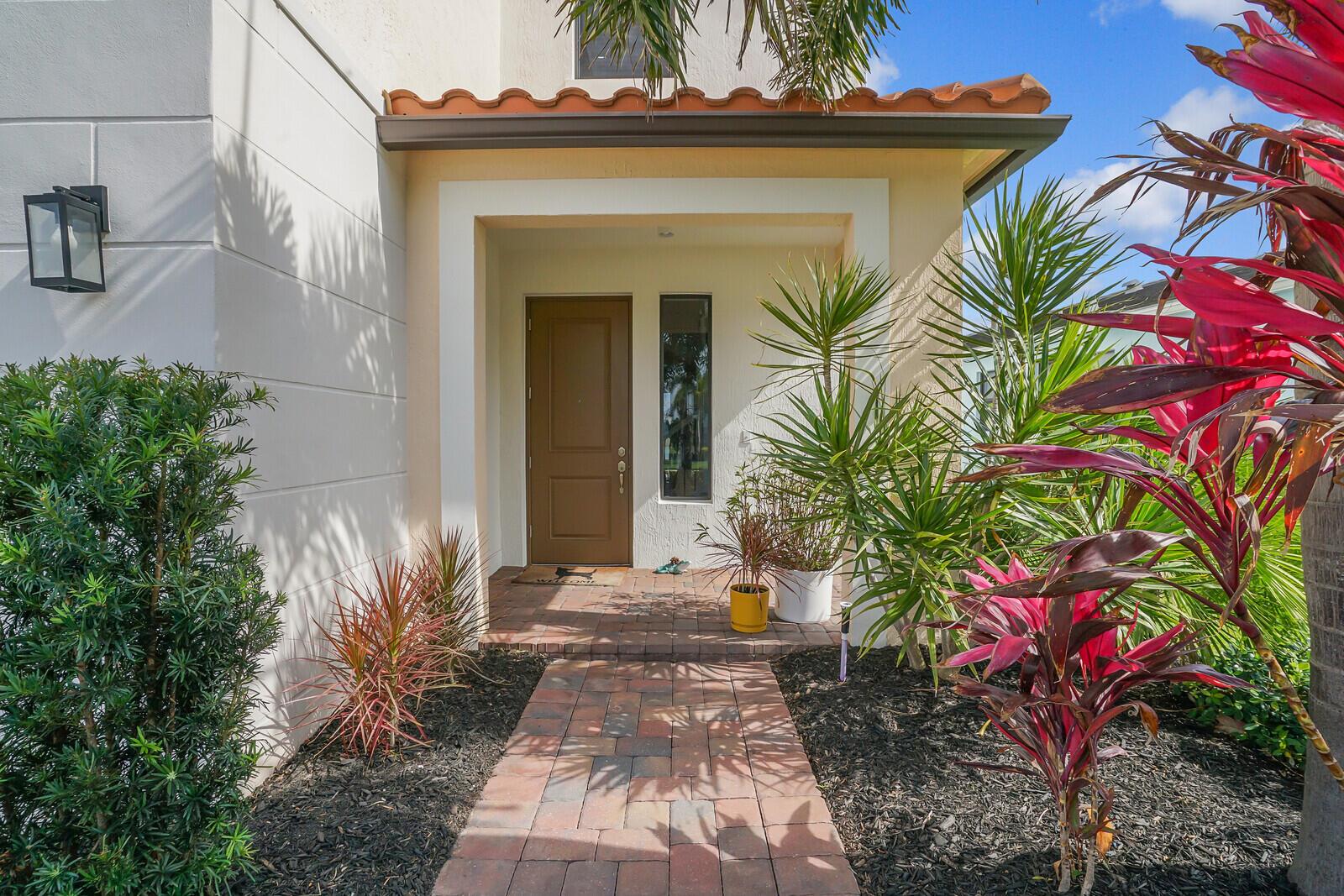 5448 Starfish Road
