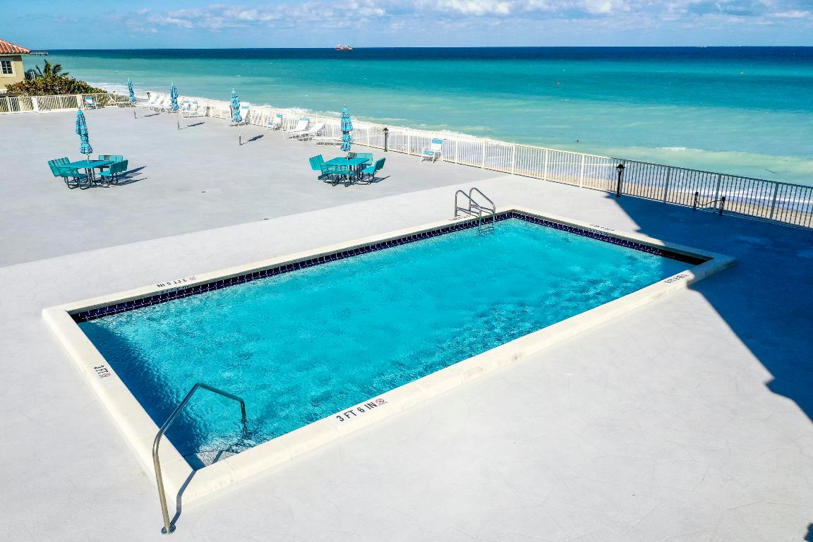 The Surf at Juno By The Sea North - Residential