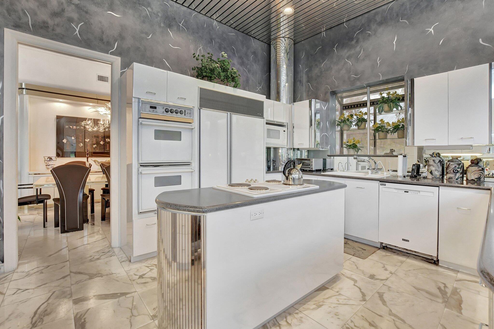 ST ANDREWS COUNTRY CLUB - Residential