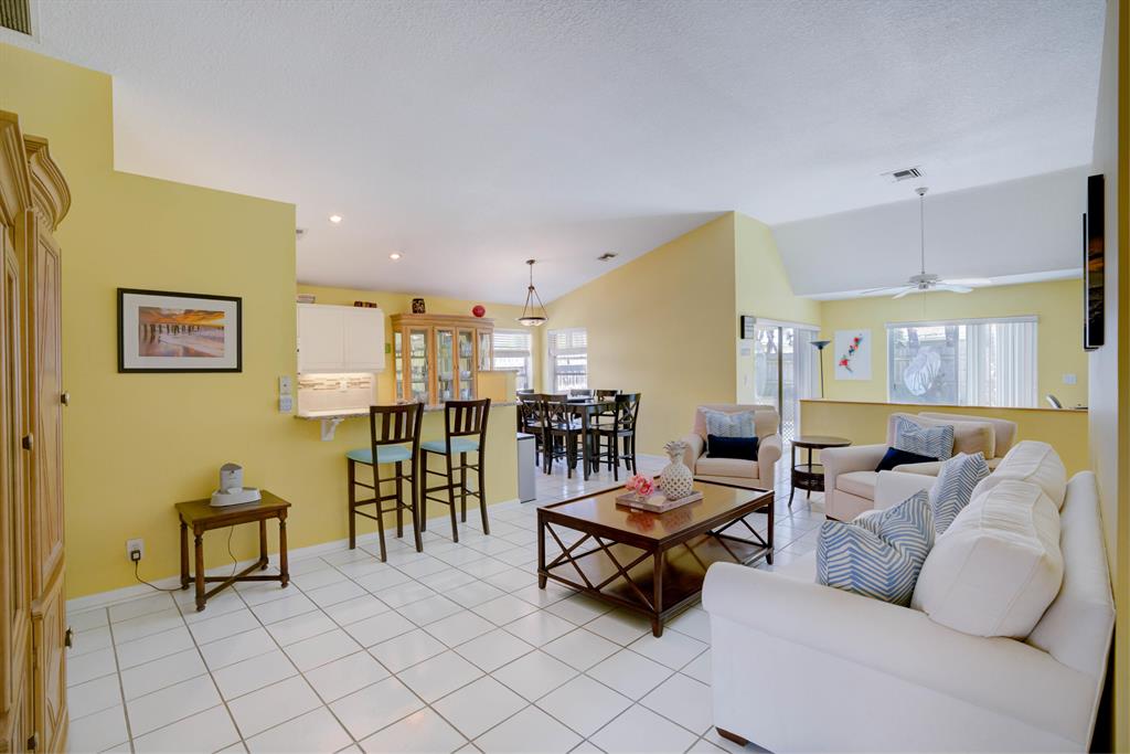 NORTH PALM BEACH HEIGHTS - Residential