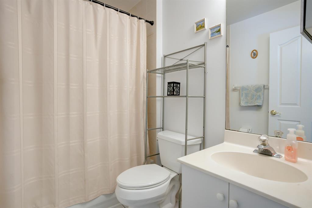 NORTH PALM BEACH HEIGHTS - Residential