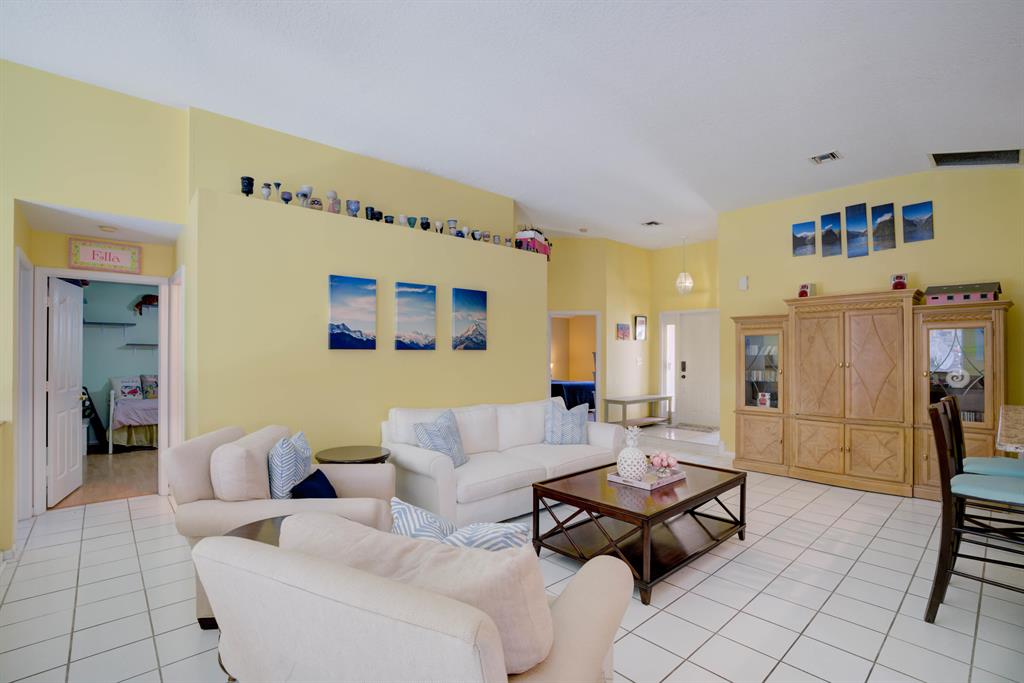 NORTH PALM BEACH HEIGHTS - Residential