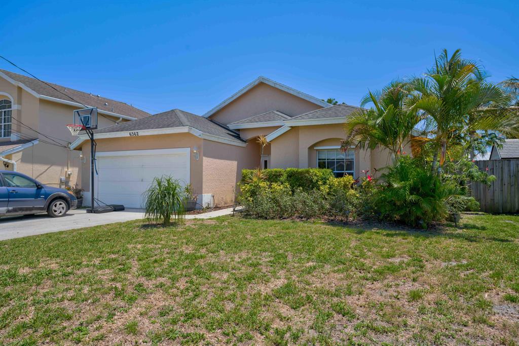 NORTH PALM BEACH HEIGHTS - Residential