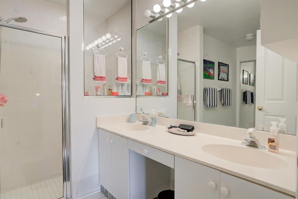 NORTH PALM BEACH HEIGHTS - Residential