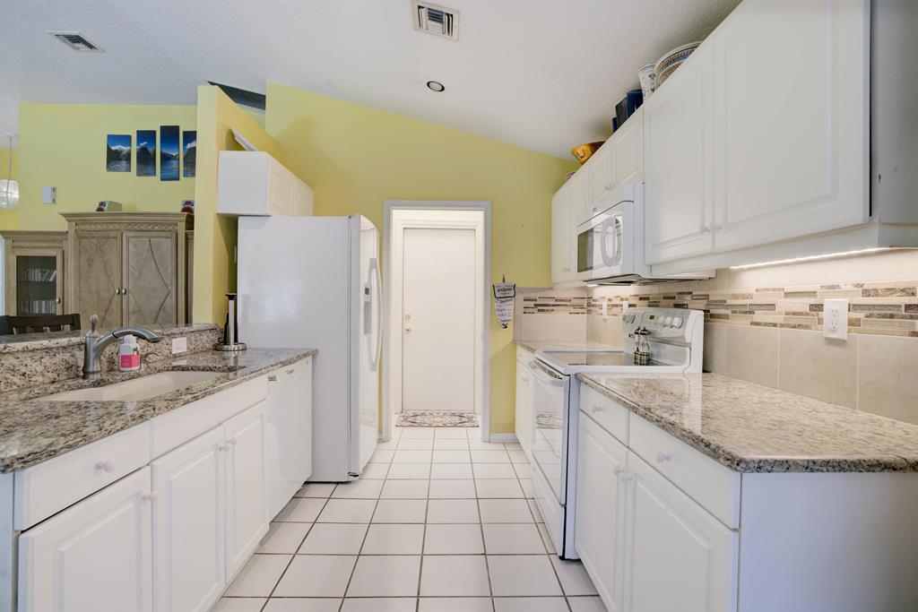 NORTH PALM BEACH HEIGHTS - Residential