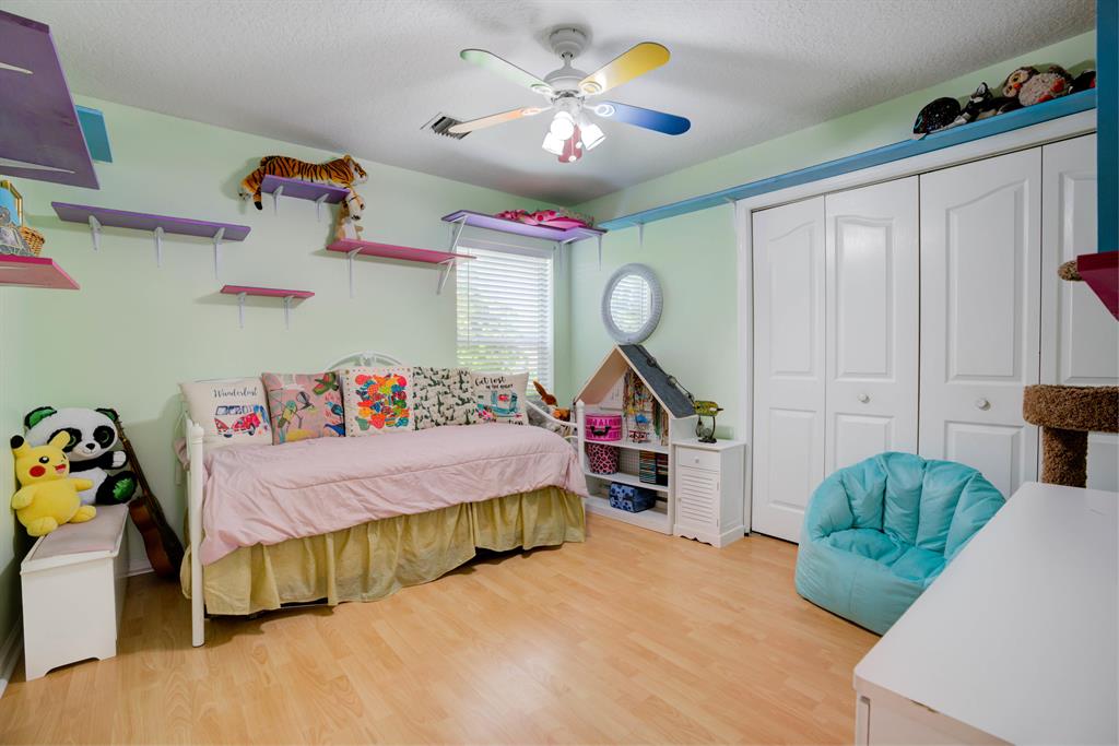 NORTH PALM BEACH HEIGHTS - Residential