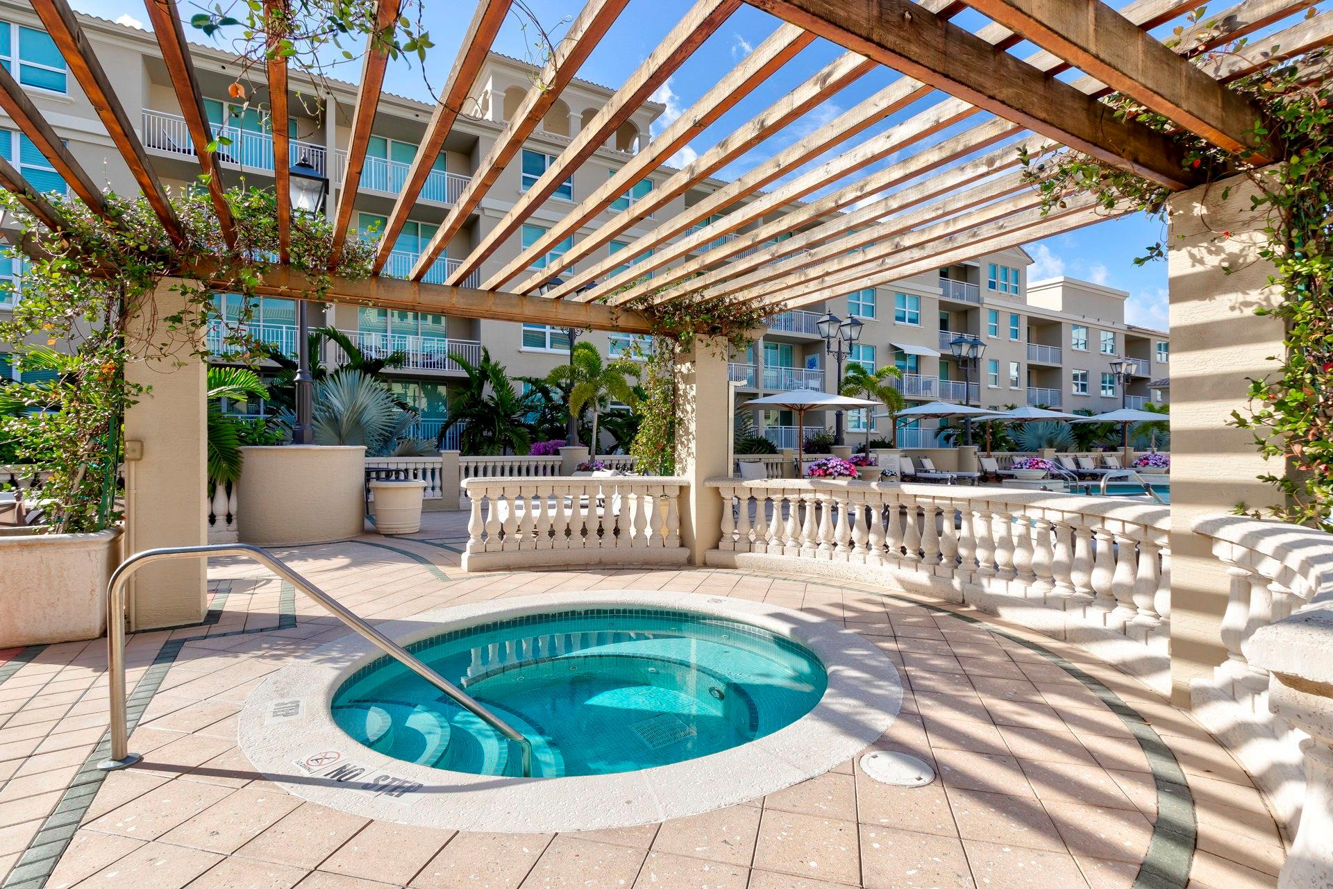 PALMETTO PLACE CONDO - Residential Lease