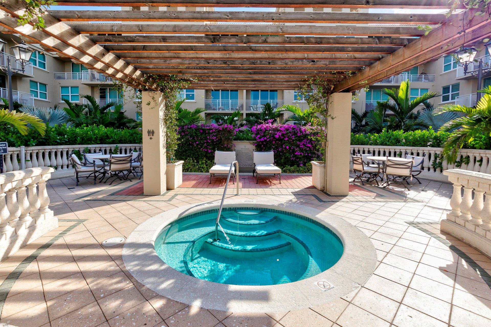 PALMETTO PLACE CONDO - Residential Lease
