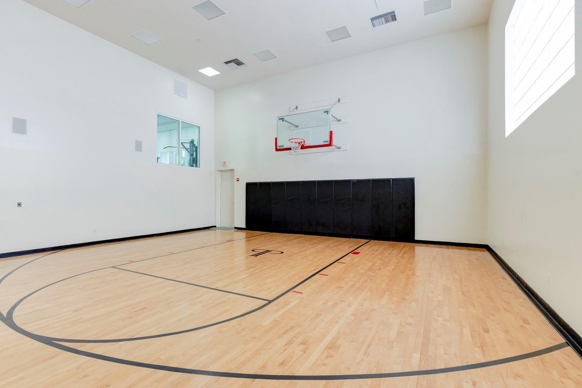 PALMETTO PLACE CONDO - Residential Lease