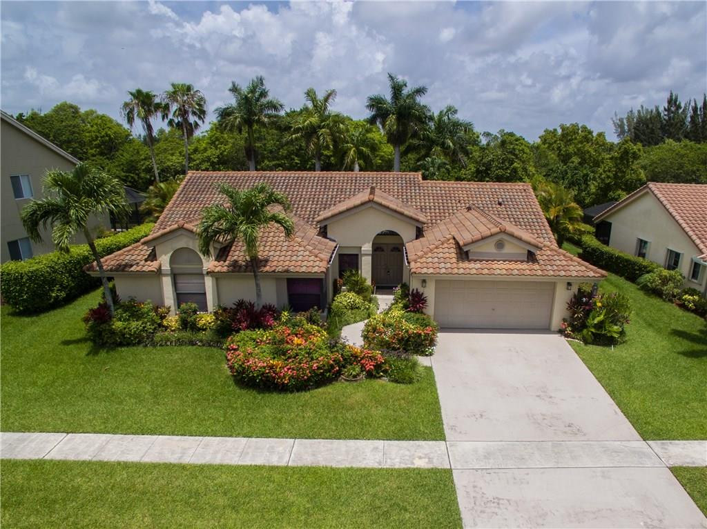Island Lakes - Residential