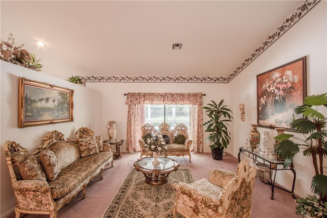 Island Lakes - Residential