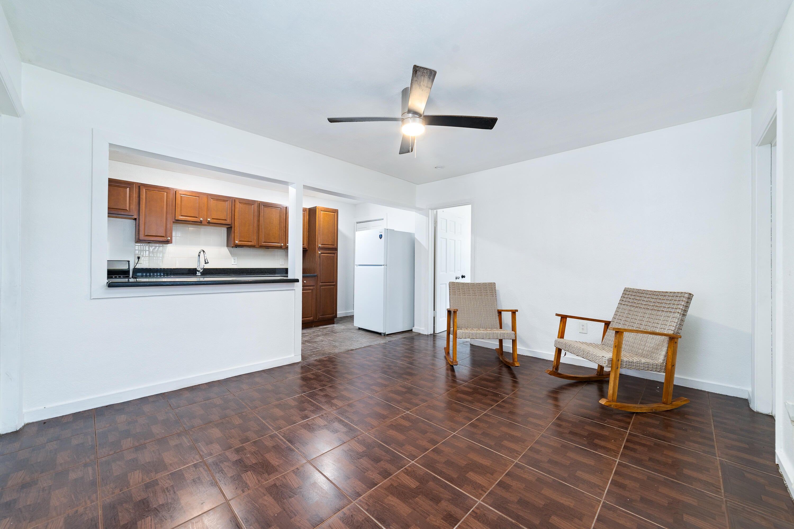 1202 S M Street, Lake Worth Beach, FL, 33460/$495,000 3 1202 S M Street