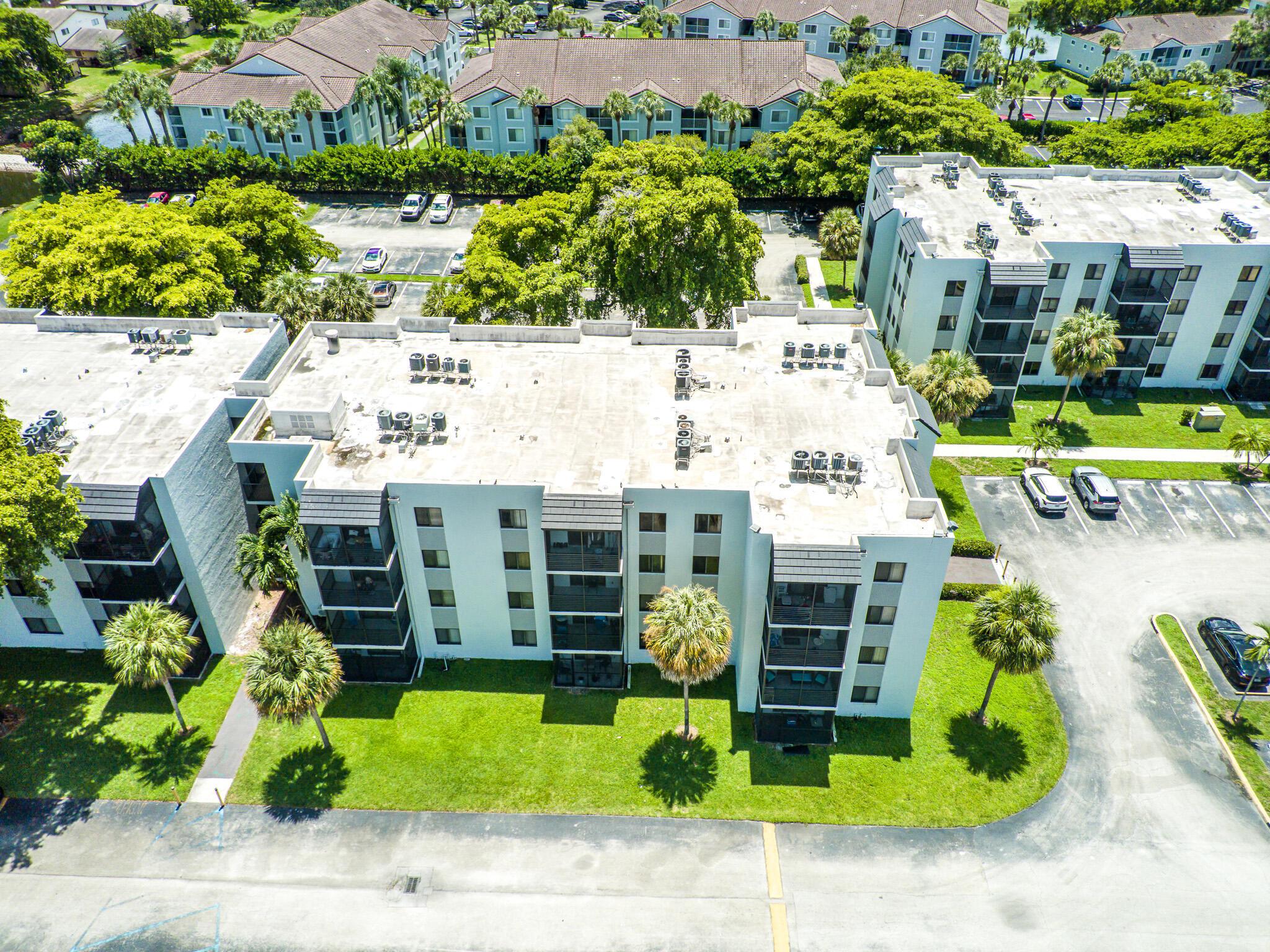 SUNRISE SPRINGS CONDO IV - Residential