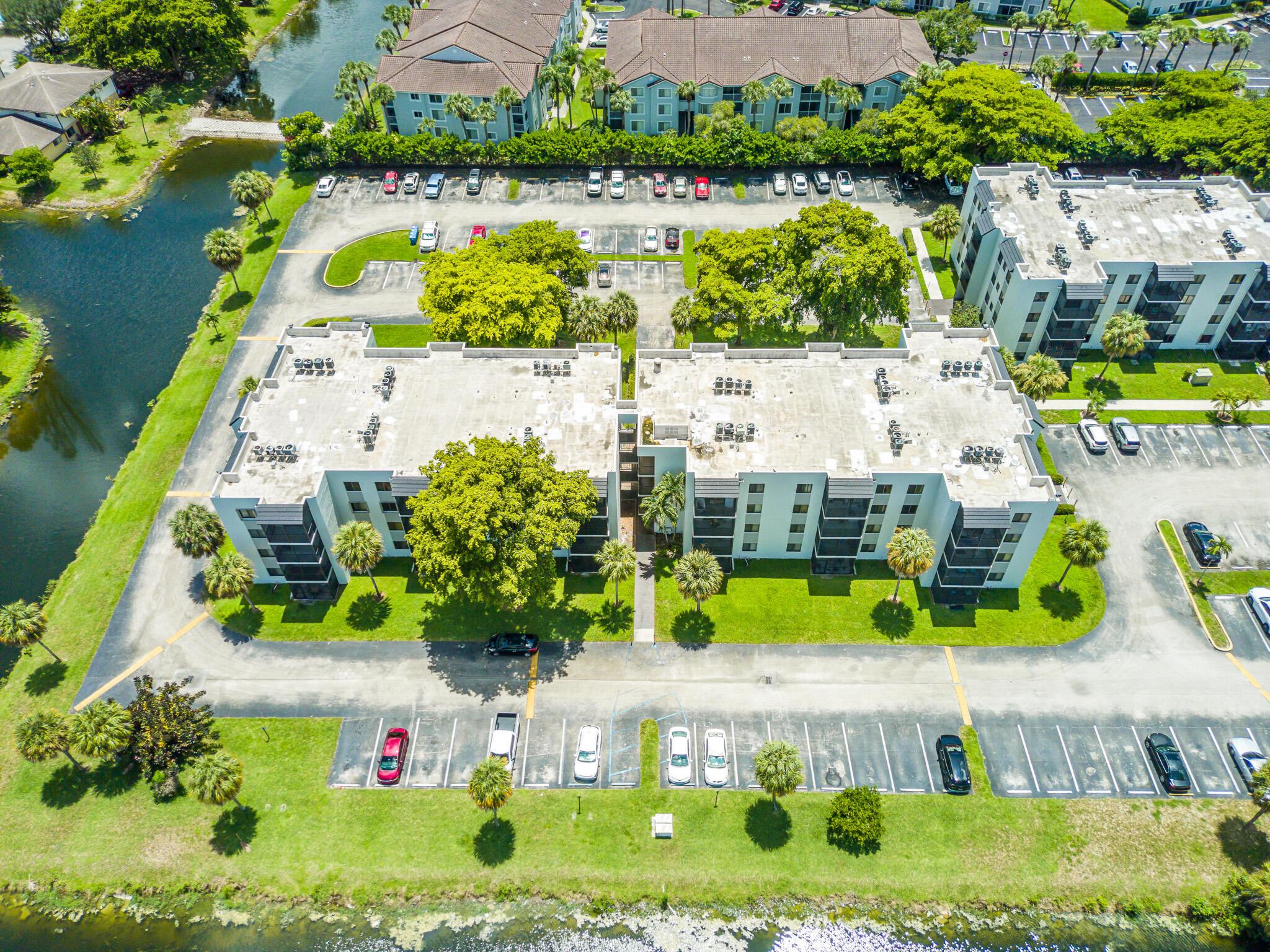 SUNRISE SPRINGS CONDO IV - Residential