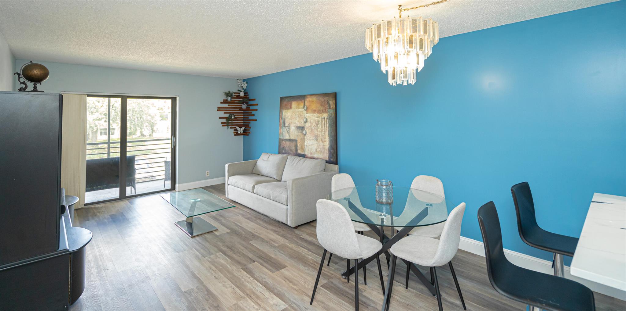 SUNRISE SPRINGS CONDO IV - Residential