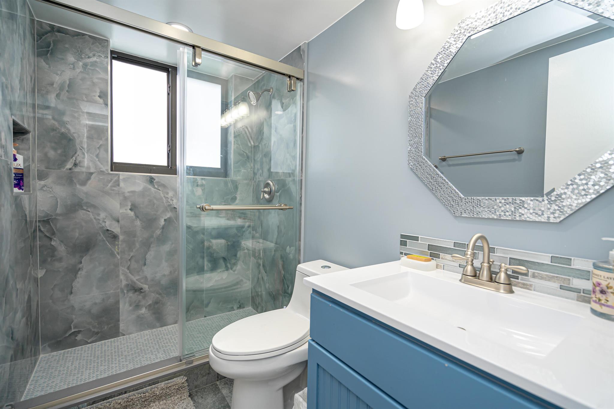 SUNRISE SPRINGS CONDO IV - Residential