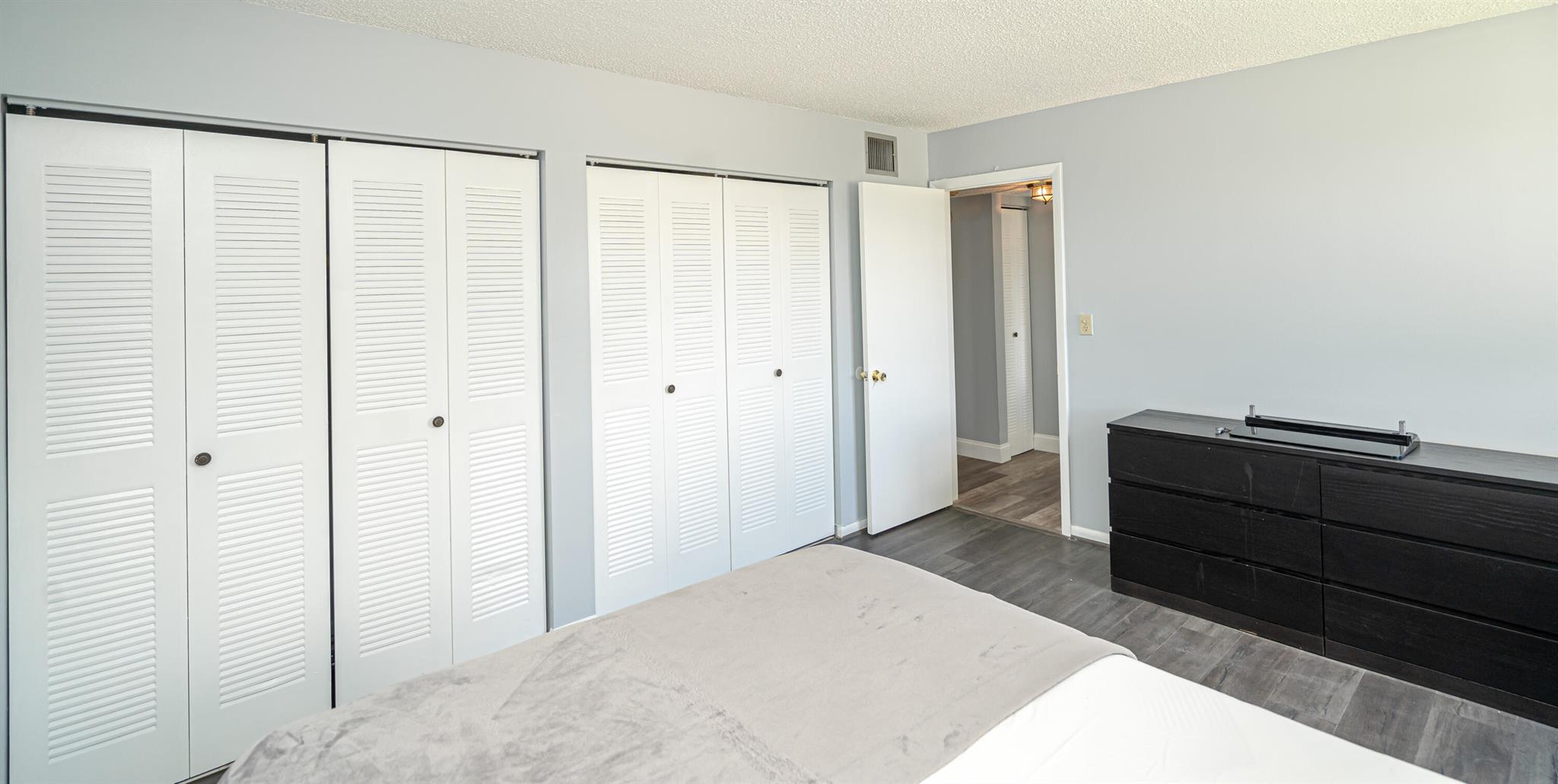 SUNRISE SPRINGS CONDO IV - Residential