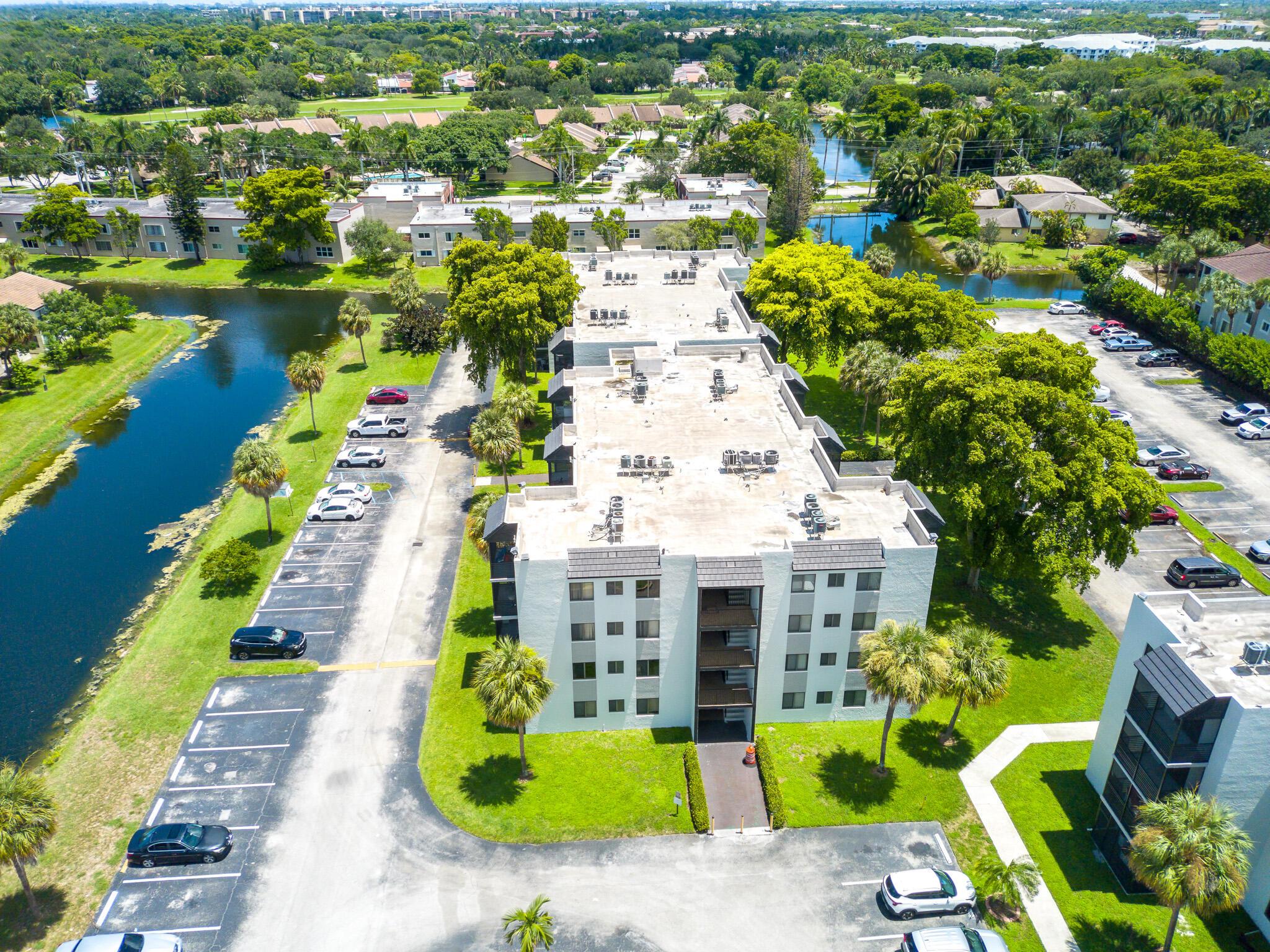 SUNRISE SPRINGS CONDO IV - Residential