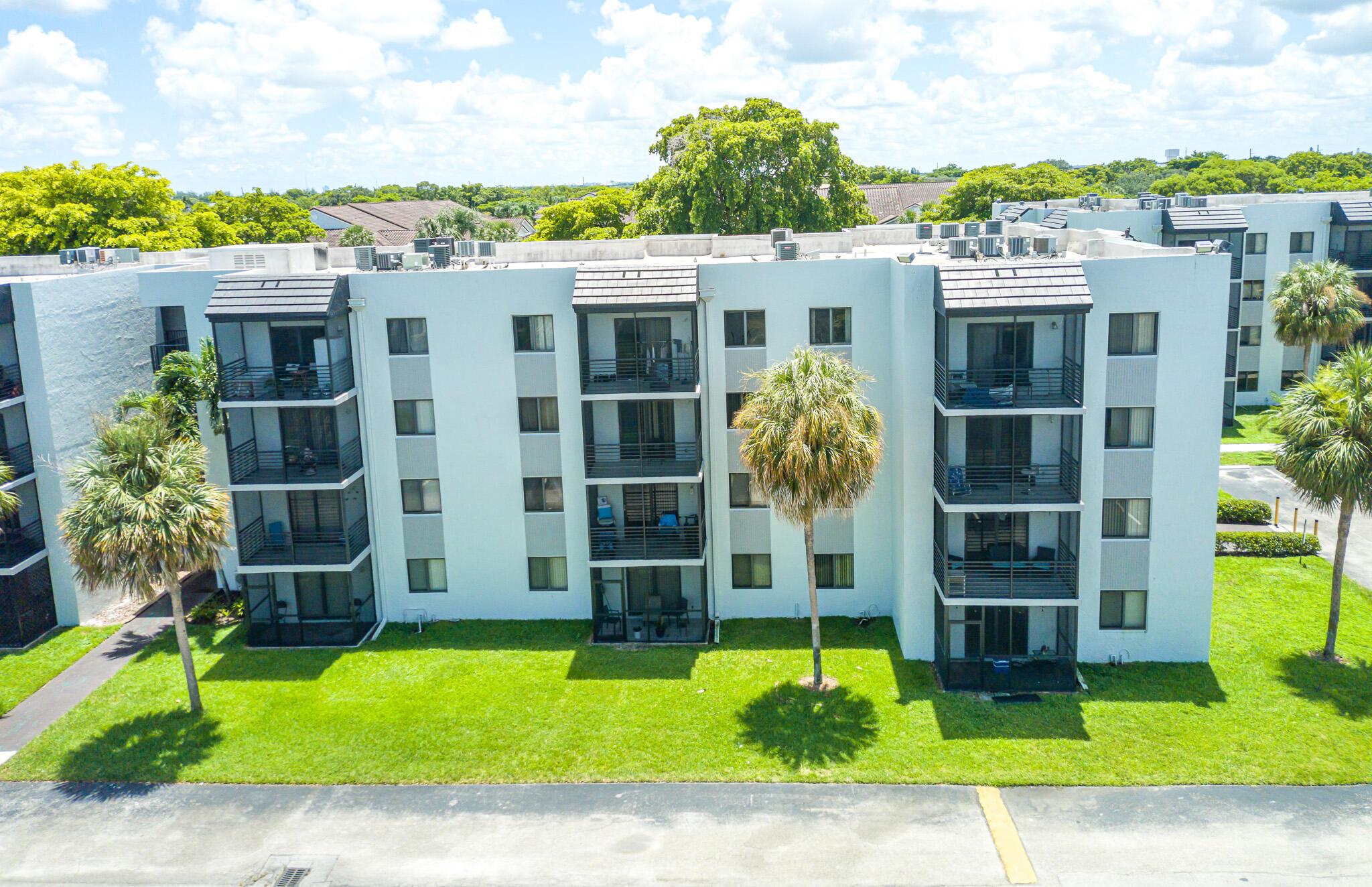 SUNRISE SPRINGS CONDO IV - Residential