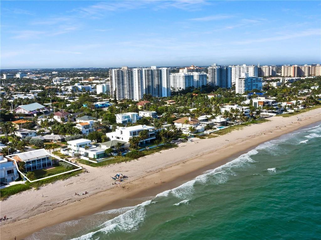 LAUDERDALE BEACH - Land