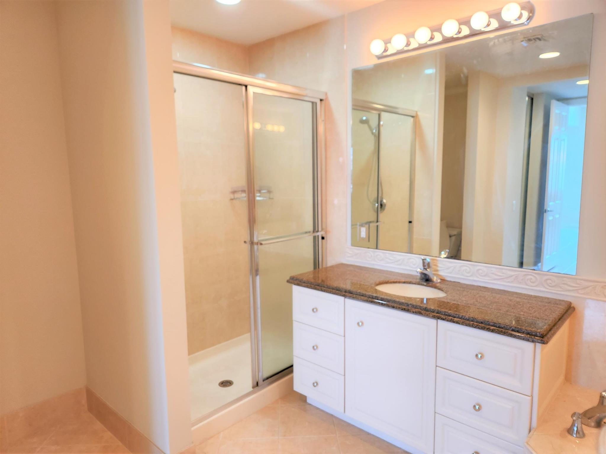 Harbour Isle East - Residential Lease