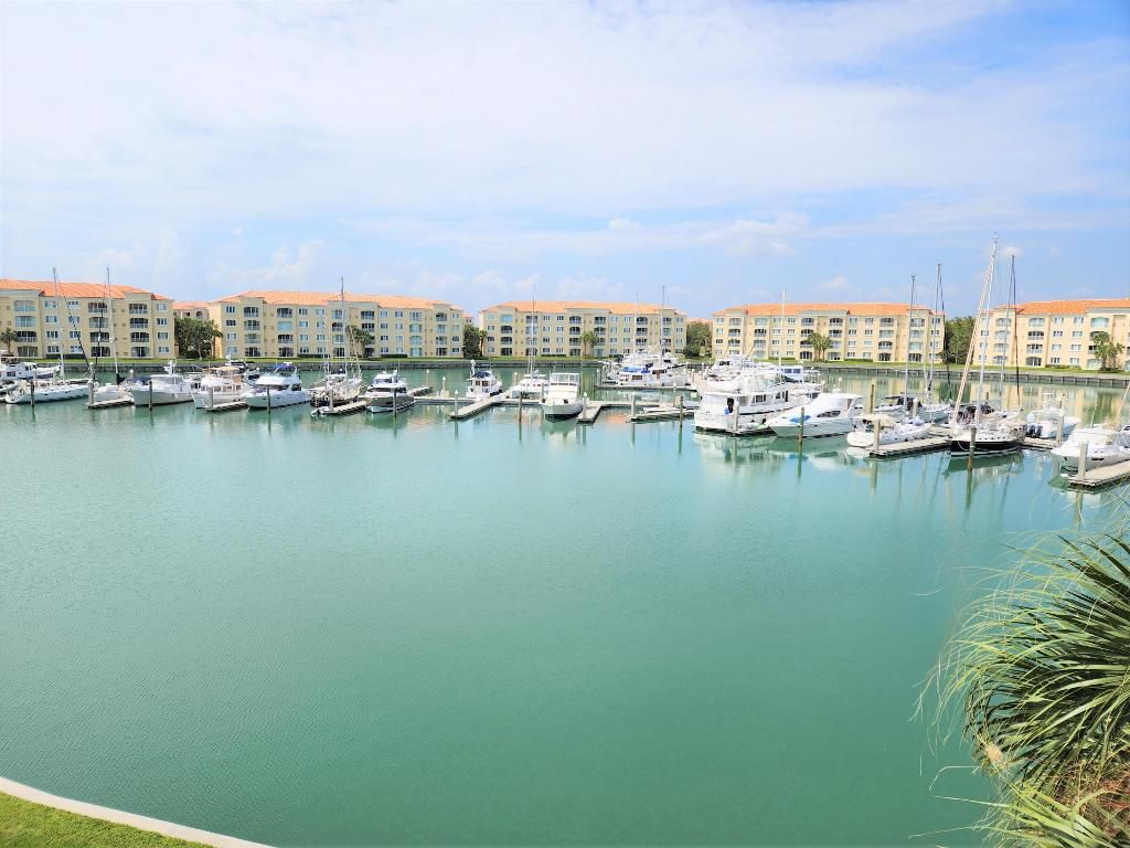 Photo of 10 W Harbour Isle Drive E #303, Fort Pierce, FL 34949 (MLS # R11138140)