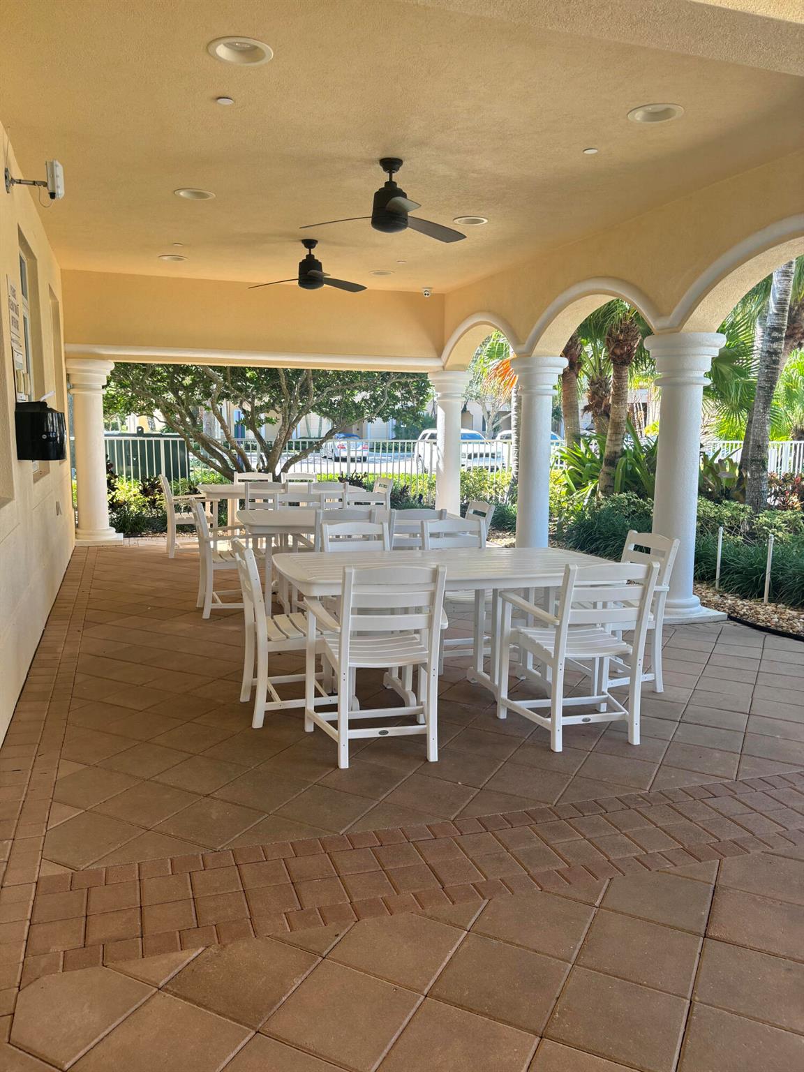 Harbour Isle East - Residential Lease