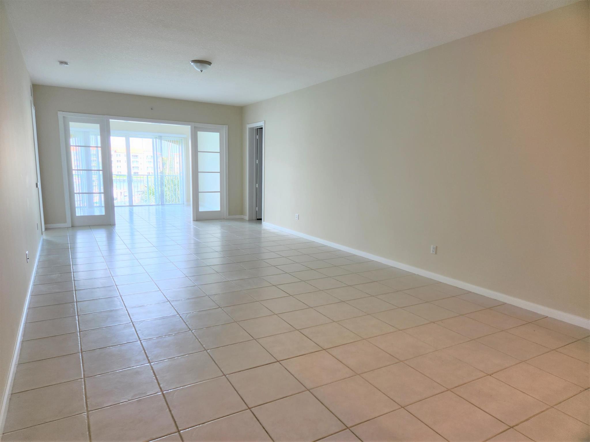 Harbour Isle East - Residential Lease