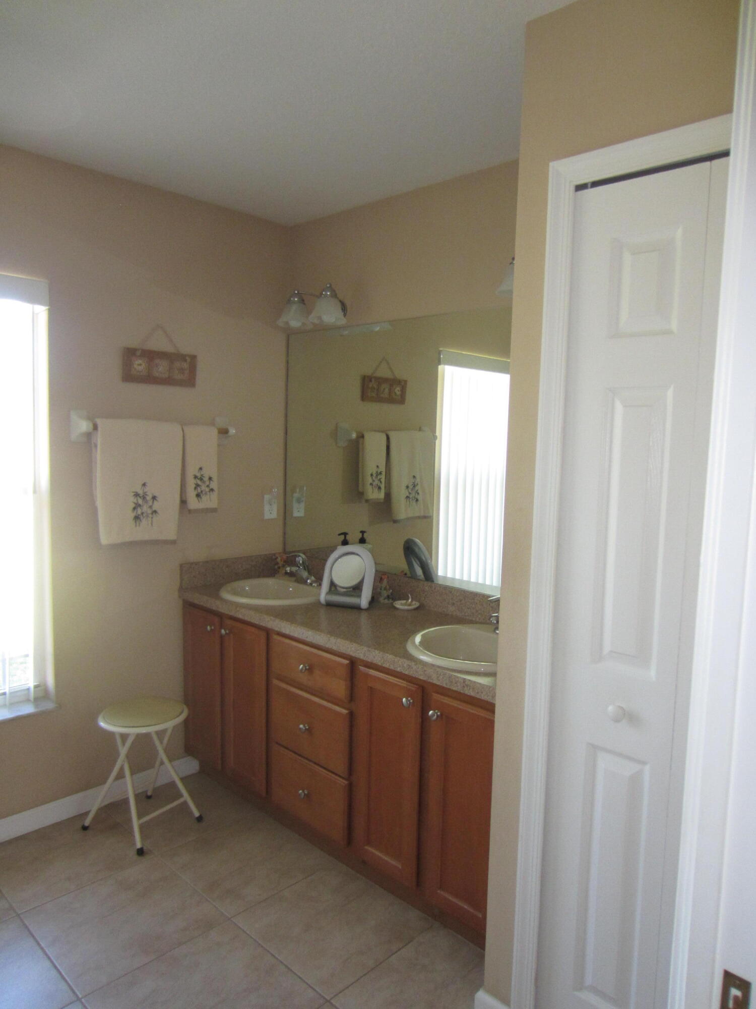 INDIAN RIVER ESTATES UNIT 7 - Residential