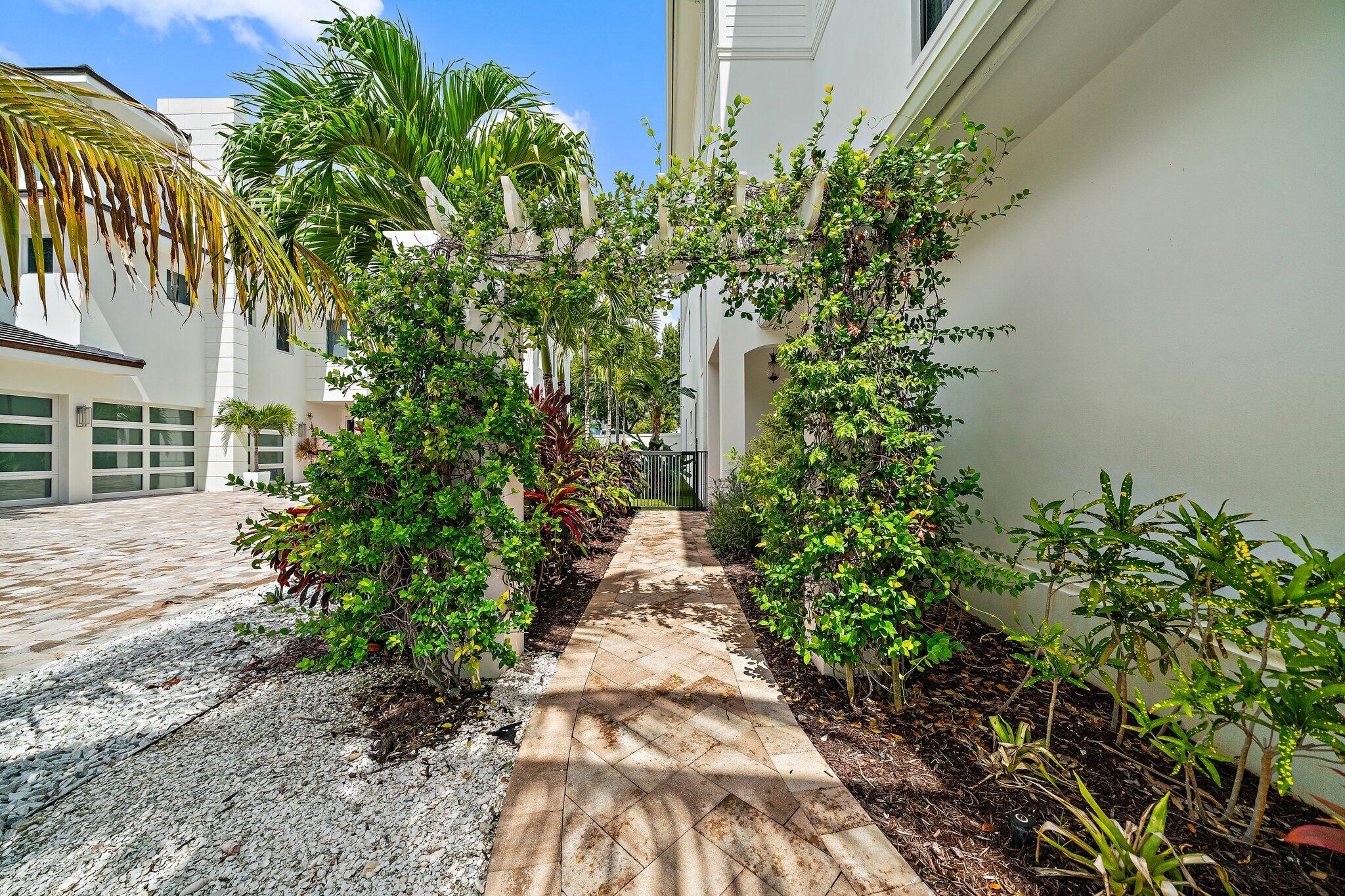 481 OCEAN RIDGE Way