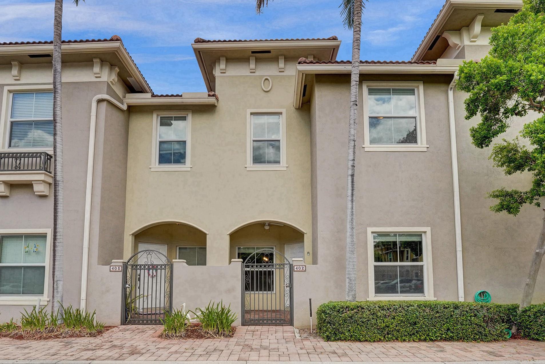 2851 W Prospect Rd 402