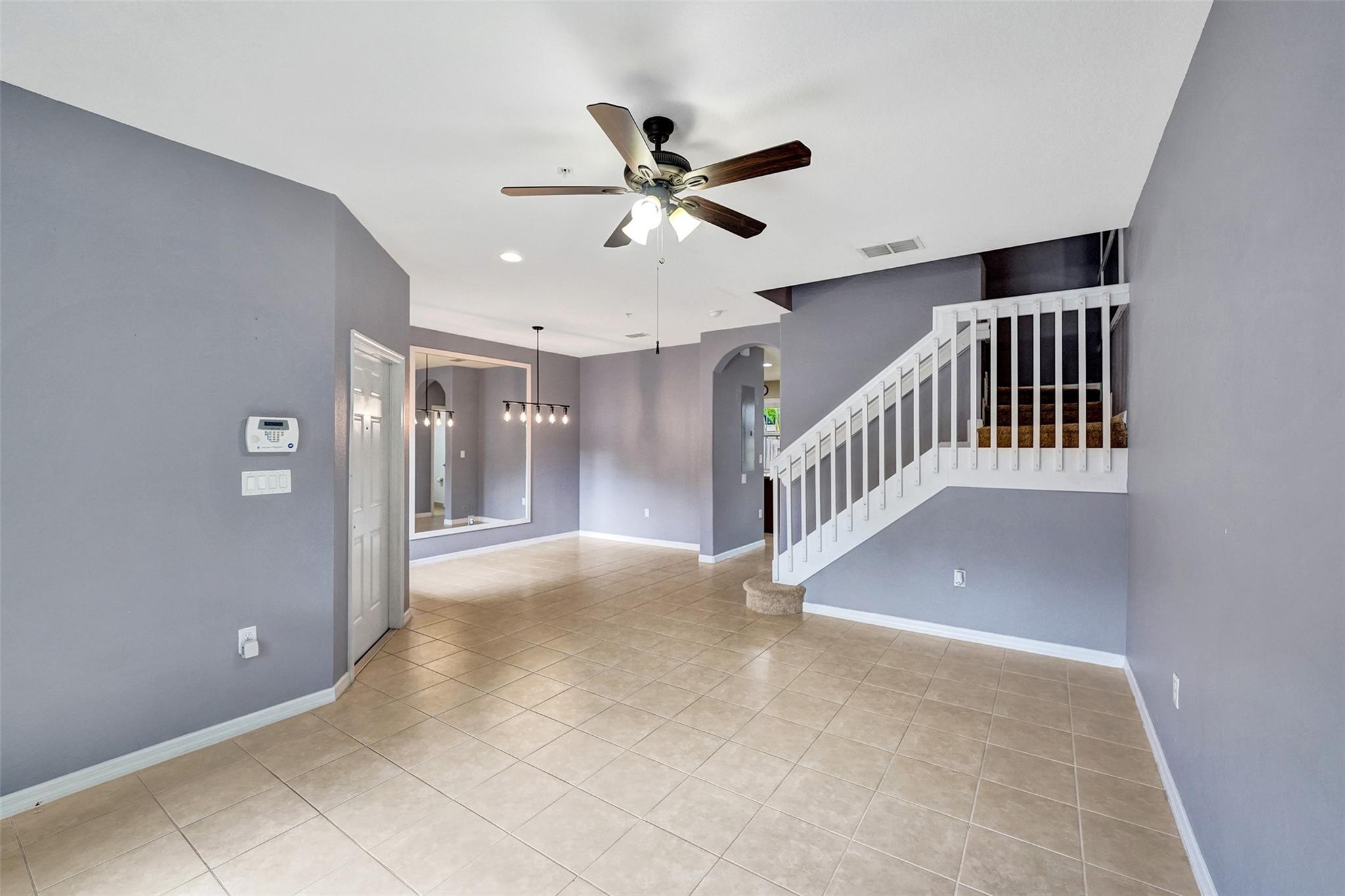 2851 W Prospect Rd 402