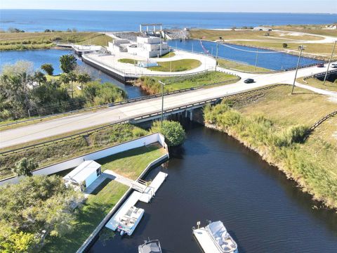 A home in Okeechobee