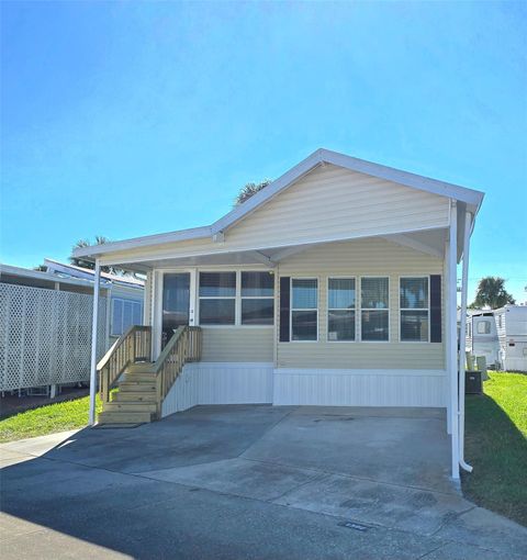 A home in Okeechobee